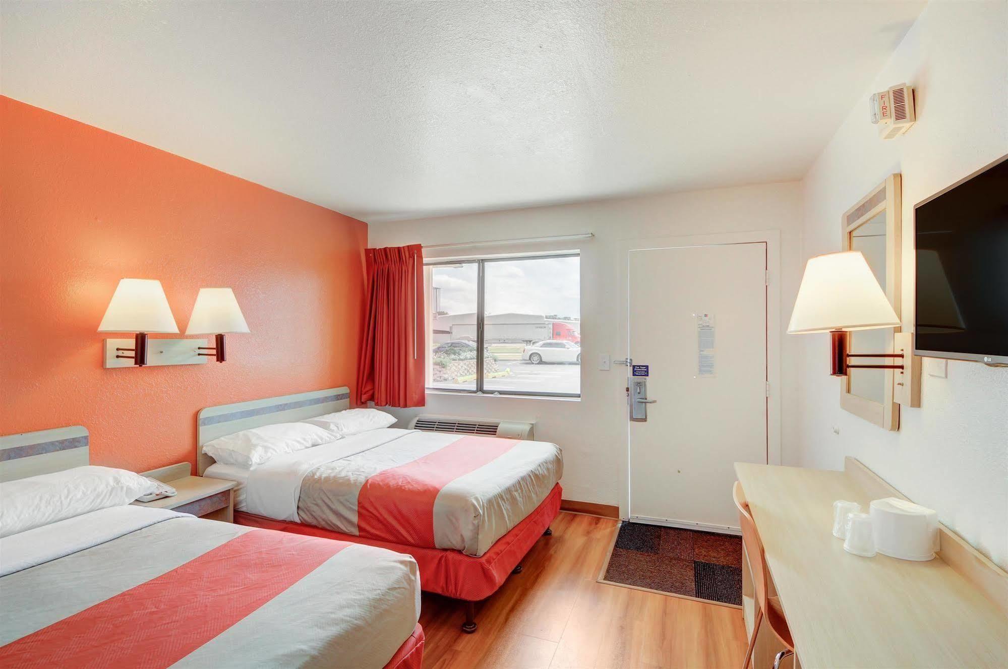 Motel 6 - Oklahoma City Airport Exteriér fotografie